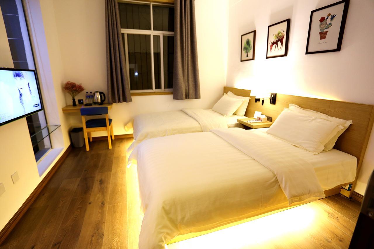 Aesthetic Design Of Ancient Town Hotel Dali  Exterior photo