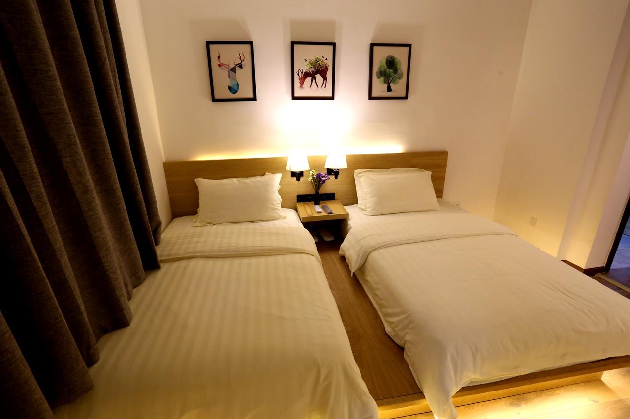 Aesthetic Design Of Ancient Town Hotel Dali  Exterior photo